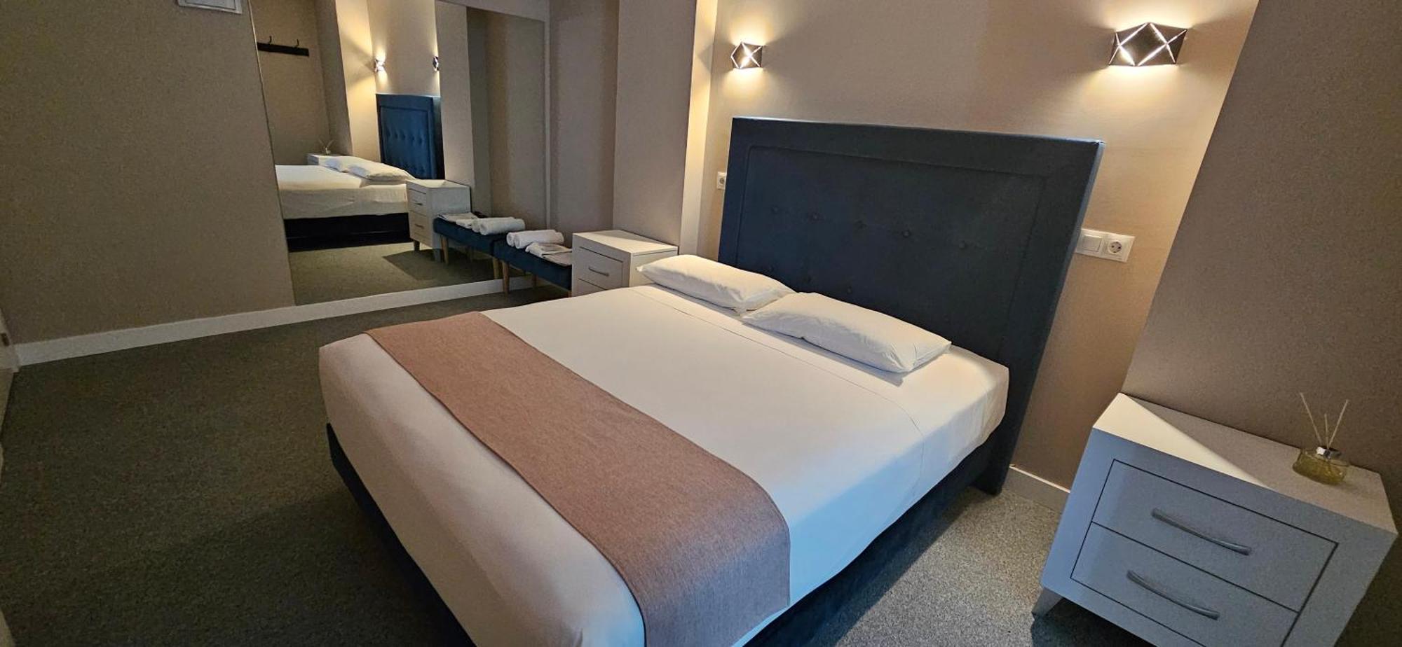 Rooms Luxury Мадрид Экстерьер фото