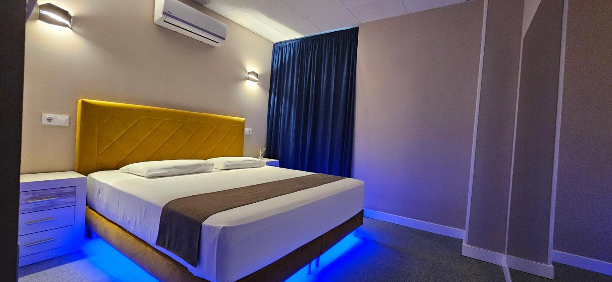 Rooms Luxury Мадрид Экстерьер фото